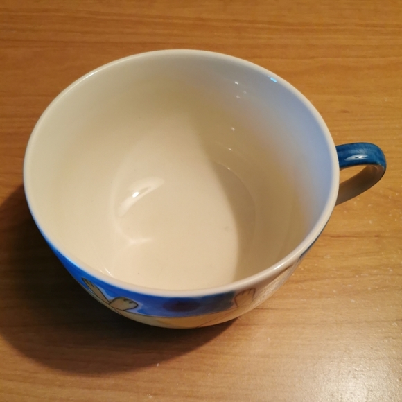 Large Handpainted Cat Cup - Picture 6 of 7